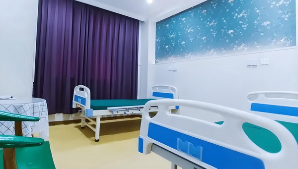 深圳入户博士_76岁林子祥近况曝光，与小14岁娇妻恩爱27年 险的来危这一决定将带